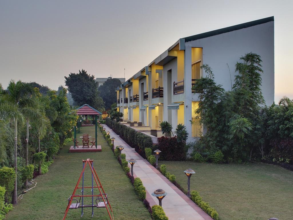 V Resorts Rajaji National Park Rishīkesh Extérieur photo