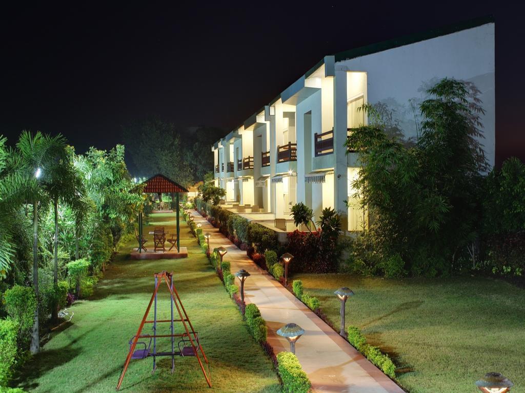 V Resorts Rajaji National Park Rishīkesh Extérieur photo