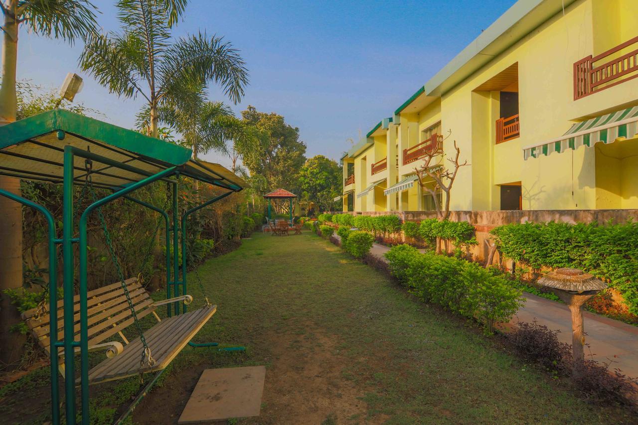 V Resorts Rajaji National Park Rishīkesh Extérieur photo